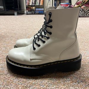 Dr martens jadon boot